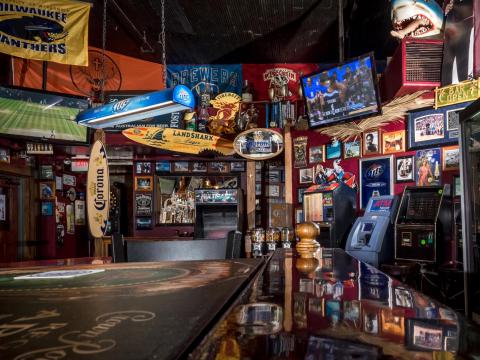 Duke's On Water Street Bar East Town Milwaukee | Milwaukee Nightlife ...