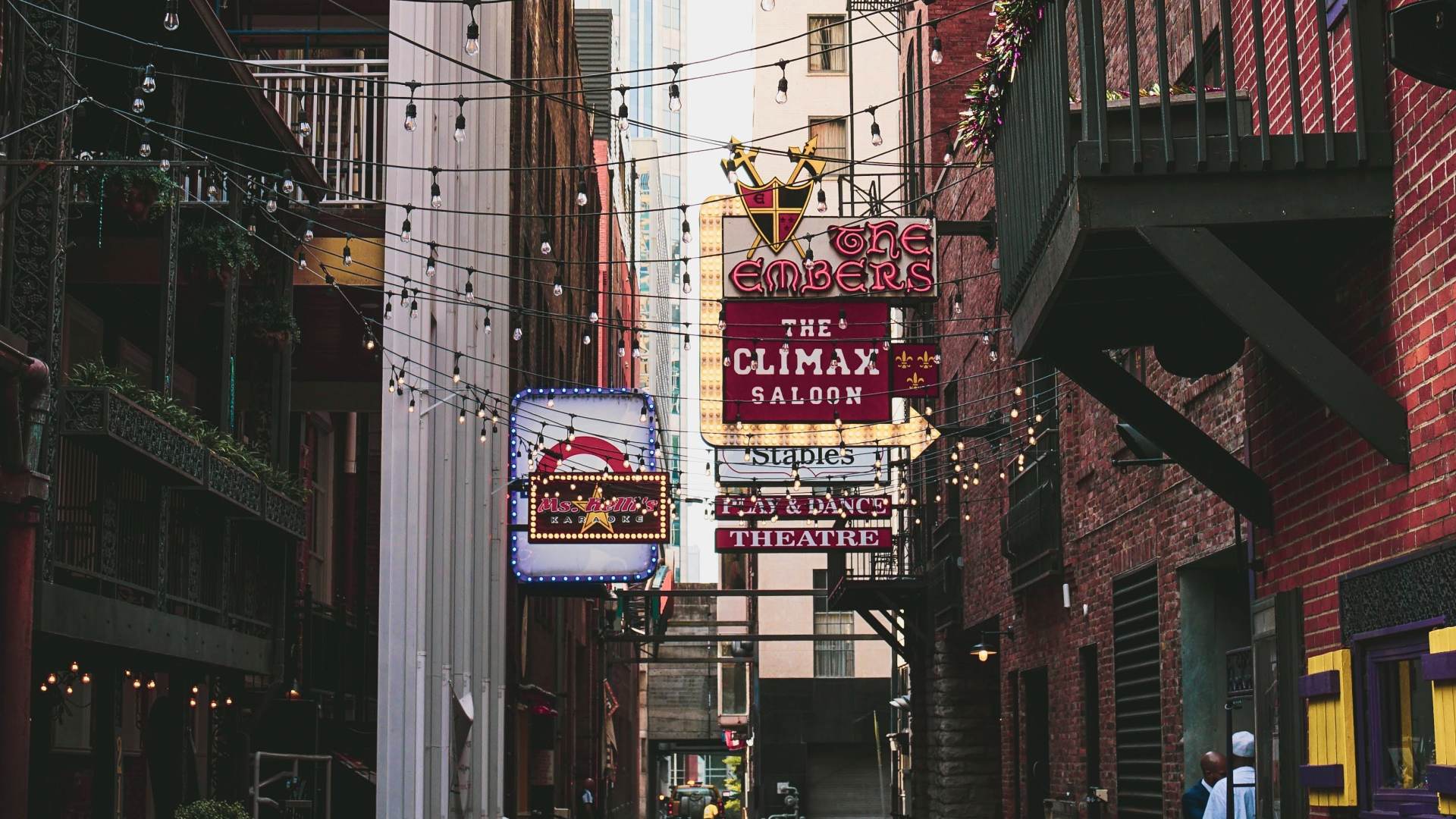 Printers Alley Signs