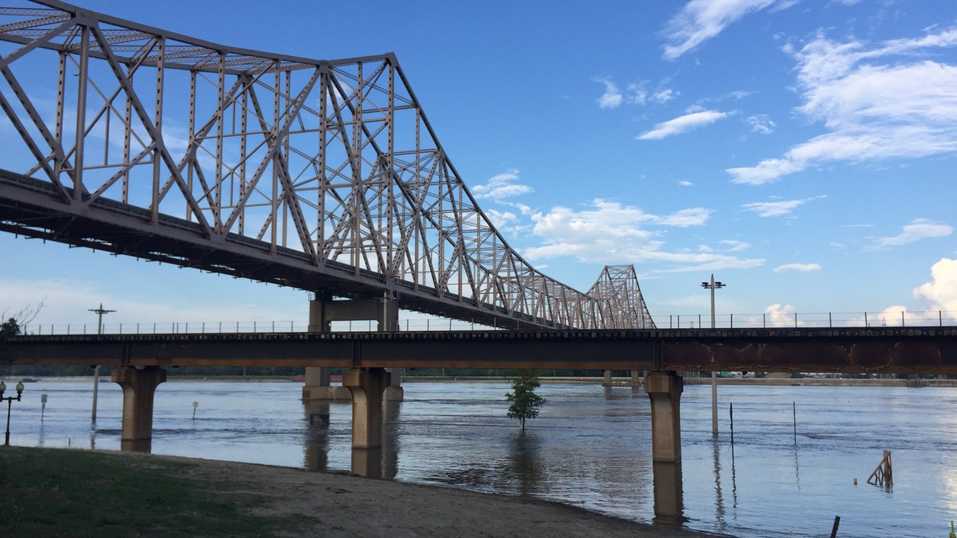 Bridge Across Mississippi River